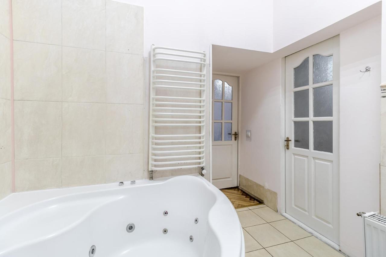 לבוב Striltsiv Apartment מראה חיצוני תמונה
